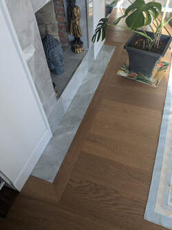 Hardwood Flooring installed around tile